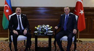 Cumhurbaşkanı Erdoğan, Zirve'de Aliyev'le görüştü