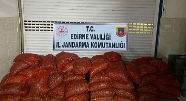 Enez'de kaçak kum midyesi yakalandı