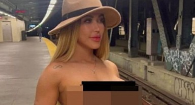Göğüslerini Metro da Gösterdi