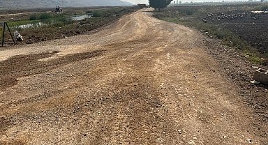 Hatay Kırıkhan'da üretime giden yollar yenileniyor