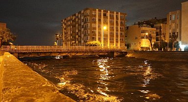 Hatay'dan taşkınlara hızlı müdahale