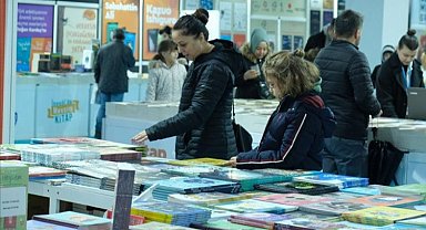 İnegöl'de Kitap Günleri coşkusu sürüyor