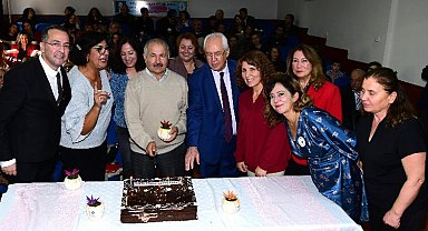 İzmir Karabağlar'da Başkan Selvitopu'dan özel kutlama