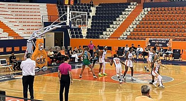 İzmit'in Perileri doludizgin