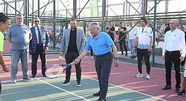 Kayseri Büyükşehir'in tenis kortlarına sporsever akını