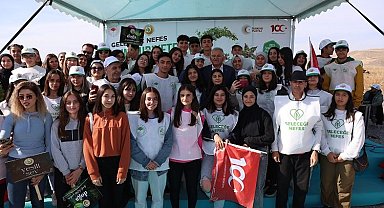 Kayseri protokolü fidan dikiminde buluştu