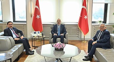Kayseri protokolünden Bakan Uraloğlu'na ziyaret