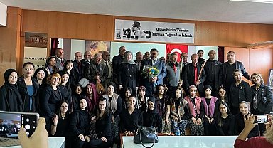 Kayseri'de Ulu Çınarlar Korosu'ndan Ata'nın sevdiği şarkılar