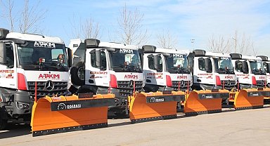 Kocaeli Büyükşehir A Takımı'ndan kanal temizliği