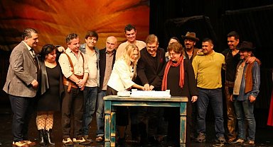 Kocaeli Şehir Tiyatrosu 26 yaşında