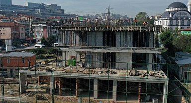 Kocaeli'de Yeşilova Gençlik Merkezi yükseliyor