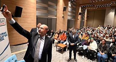 Konya Selçuklu'da Başkan Pekyatırmacı gençlerle buluştu