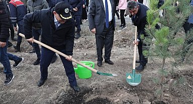 Kütahya Belediyesi'nden Milli Ağaçlandırma Günü'ne destek