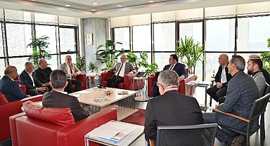 Manisa'da +65'in toplu taşıması Büyükşehir'den