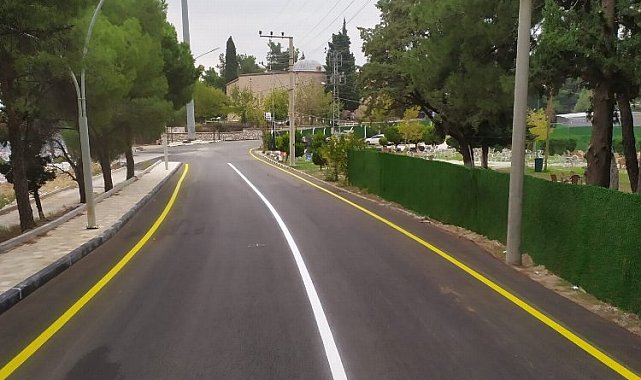 Manisa'da Ağlayan Kaya-Mevlevihane Yolu yenilendi