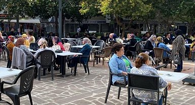 Manisa'da 'Kadınlar Kahvesi'ne yoğun ilgi