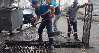 MASKİ'den yağmur suyu ızgaralarındaki temizlik çalışmalarına devam