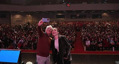 Merve Dizdar'dan meslektaşlarına sert eleştiri