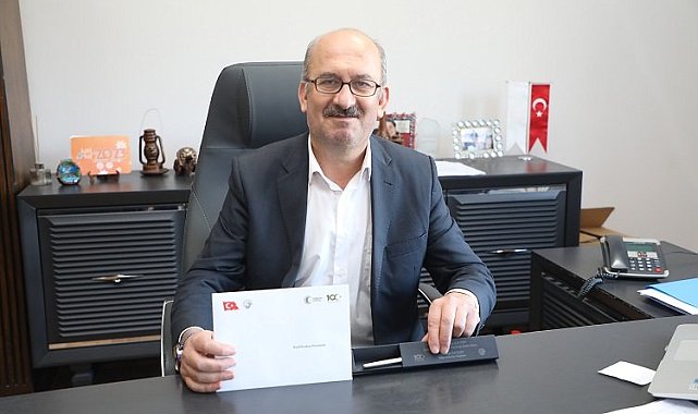 Öğretmen başkandan Öğretmenler Günü hediyesi