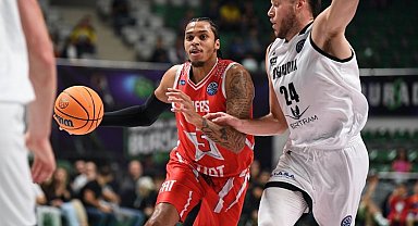 TOFAŞ İtalyan takıma boyun eğdi