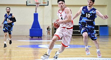 TOFAŞ'ın pilot takımı Üsküdar'a mağlup oldu