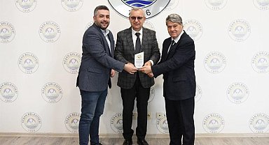 TYBB Edirne Şubesi'nden Başkan Helvacıoğlu'na teşekkür plaketi