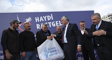 Adana Büyükşehir'den kıyı balıkçılarına destek