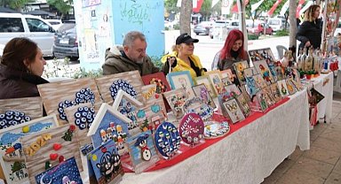 Adana'da Kadın Emeği Pazarı kuruldu