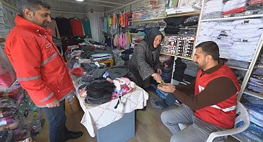 Afetzede esnafa Kızılay desteği