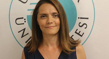 Alzheimer hastasına bakım veren de depresyona giriyor!