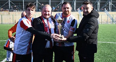 Anafartalarpor şampiyonluk kupasına kavuştu