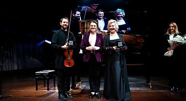 Antalya Piyano Festivali Gülsin Onay konseri ile sona erdi