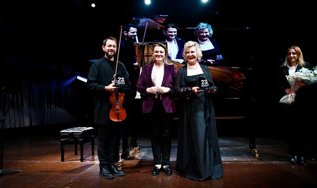 Antalya Piyano Festivali Gülsin Onay konseri ile sona erdi