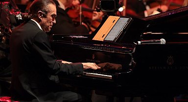 Antalya Piyano Festivali'ne muhteşem açılış