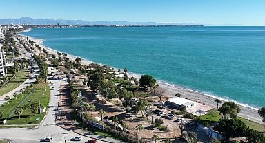 Antalya sahili nefes alacak
