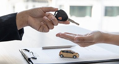 Araç kiralayanların tercihi benzinli!