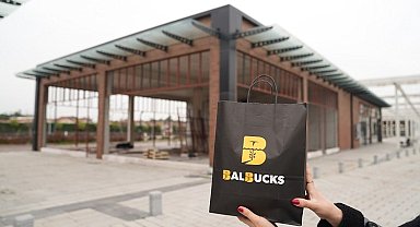 BALBUCKS ikinci şubesini Avlu'ya açıyor