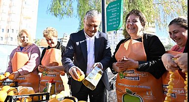 Başkan Uysal kadınlarla turunç reçeli yaptı