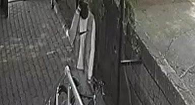 Bisiklet hırsızı kameralara yakalandı