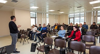 Bursa Büyükşehir'den Şoförlere ‘güvenli ve ekonomik sürüş’ eğitimi