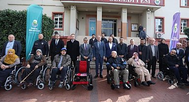 Bursa İnegöl'de 11 engelliye akülü araçları teslim edildi
