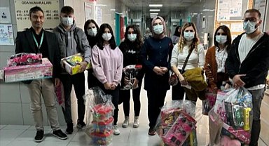 Bursa Yıldırım MTAL öğrencileri Onkoloji'deki çocuklara moral oldu