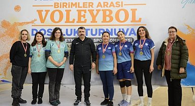 Bursa Yıldırım'da turnuvanın kazananı dostluk oldu