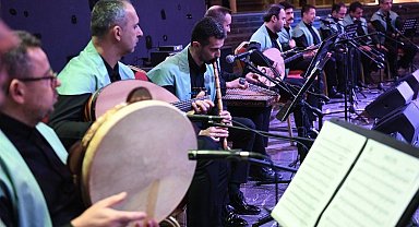 Bursa'da Filistinli ölen bebekler için ninni okundu