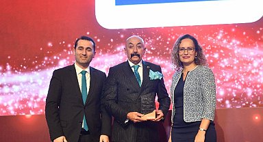 Bursa'ya 'yalın belediyecilik' ödülü