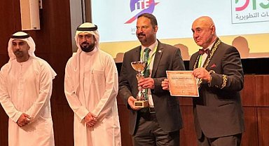 Dubai İcatlar Festivali'nde Dr. Fojlaley'e ödül