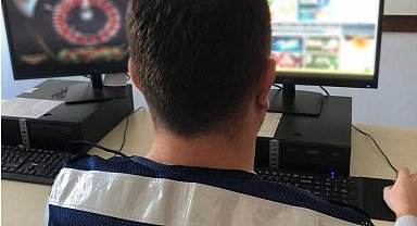 Edirne'de 43 yasadışı internet sitesine erişim engeli