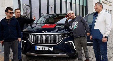 Engelsiz kursiyerlerden 'Yerli Malı'na TOGG'lu kutlama