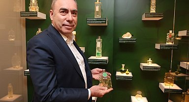 Eyüp Sabri Tuncer'den 'Yüzyıllık Buluşma Sergisi'