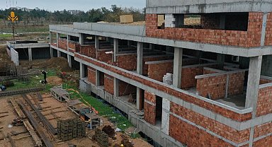 Gebze Engelsiz Yaşam Merkezi'nde çatı imalatı